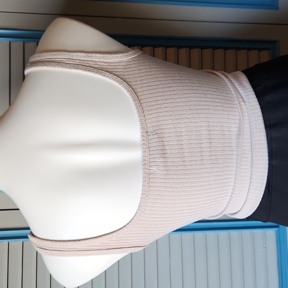 Streetwear Society Ribbed Button Front Crop Top - Picture 7 of 8